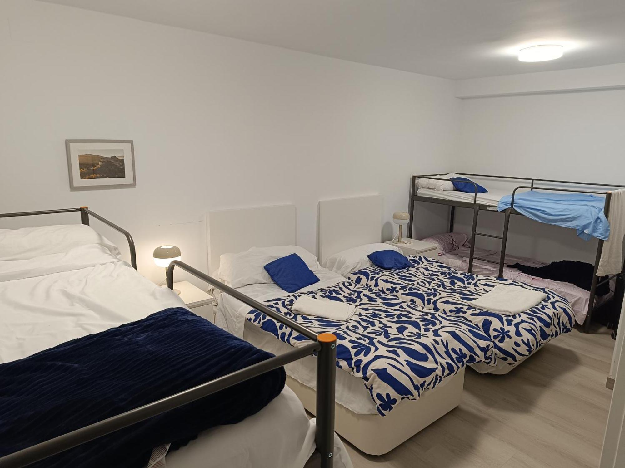 -Hostel Latimoamericano Masculino II Madrid Exterior photo